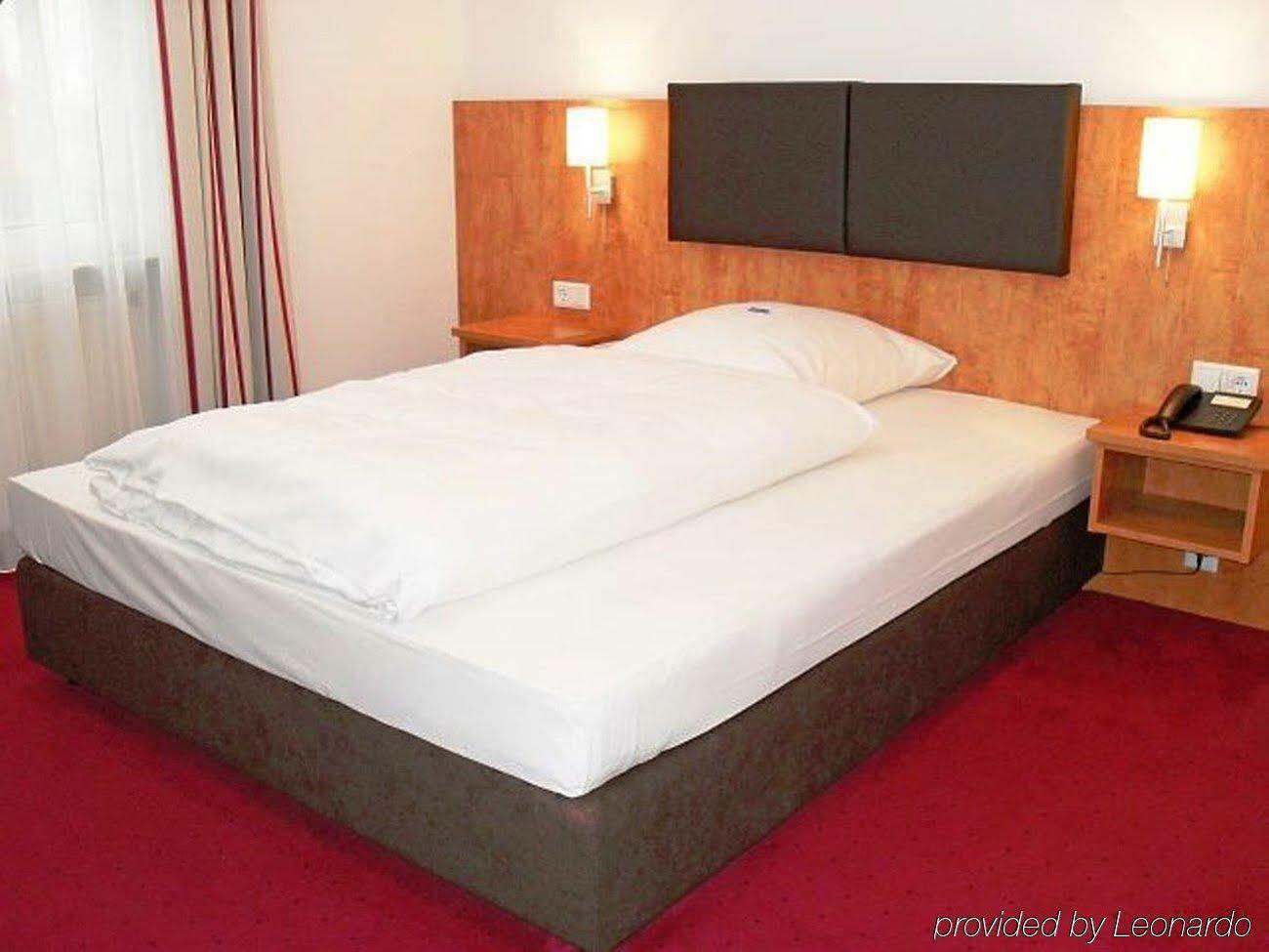 Neuwirtshaus Отель 3*