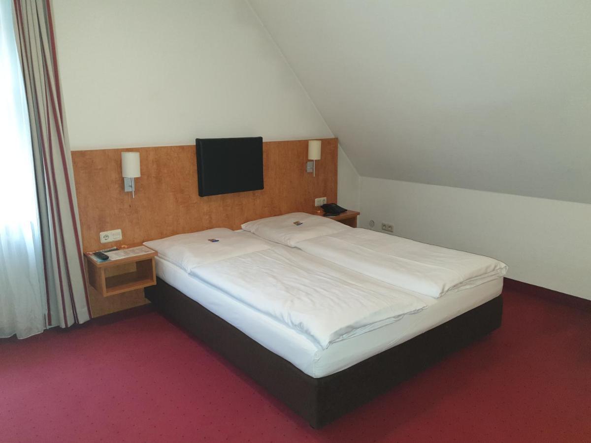 Neuwirtshaus 3* Штутгарт